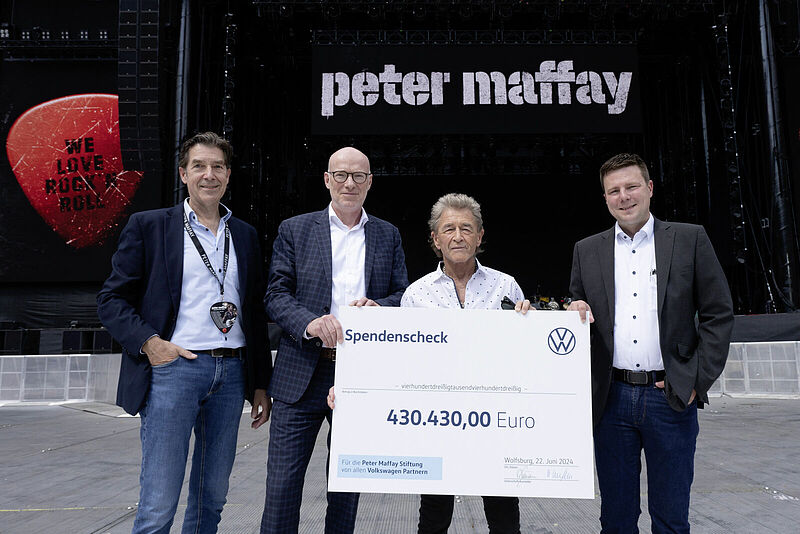 430.430,00 Euro für Kinder in Not – Volkswagen und seine deutsche Handelsorganisation übergeben Spende an Peter Maffay Stiftung